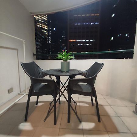 Luxury Spacious 2Br In Salcedo Village Manila Exterior foto