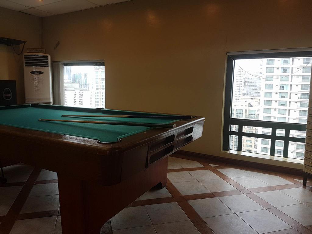 Luxury Spacious 2Br In Salcedo Village Manila Exterior foto